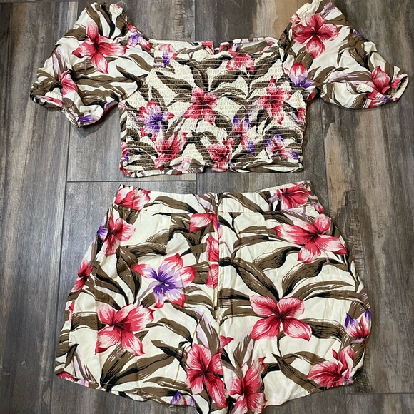 Charlotte Russe - Picture 2 of 3